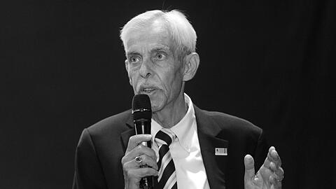 Dieter Schneider, der frühere Präsident des TSV 1860 München, ist tot.