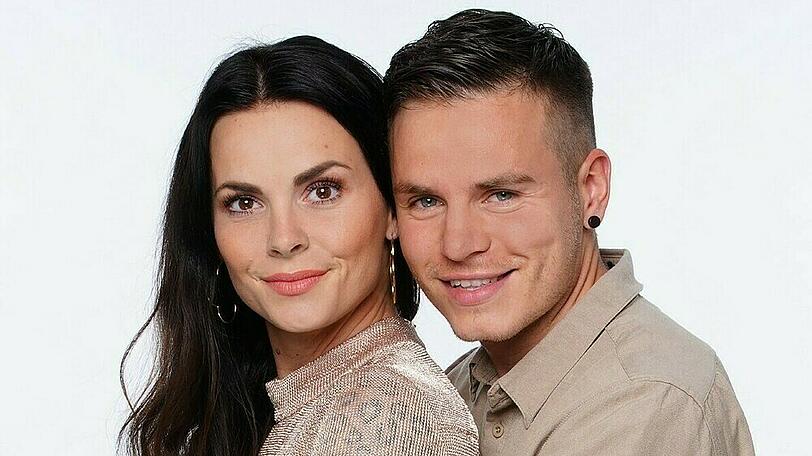 "Das Sommerhaus der Stars": Henning Merten und Denise Kappés sind verlobt.