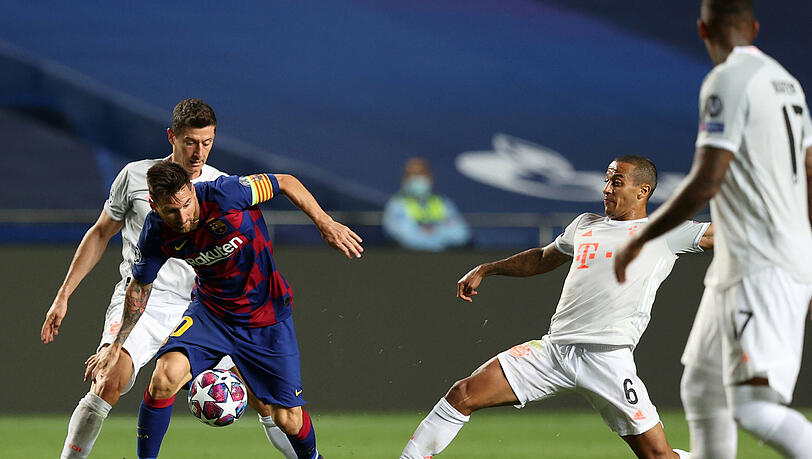 Beim letzten direkten Aufeinandertreffen zwischen Robert Lewandowski und Lionel Messi gingen die Bayern mit 8:2 als Sieger gegen Barcelona vom Platz.