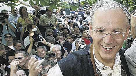 Erlangens Amtsinhaber Siegfried Balleis (CSU) ist seit 1996 Chef im Rathaus und wird es wohl auch nach der OB-Wahl bleiben.