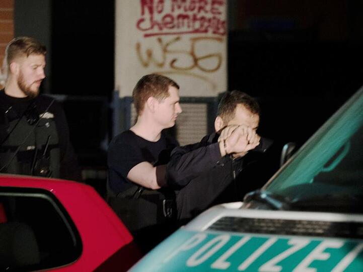Razzia im April 2016: Mit einem Großeinsatz ging die Polizei gegen eine mutmaßlich kriminelle arabische Großfamilie vor.