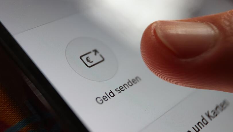 Die Smartphone-Bank N26 schließt sich der neuen europäischen Bezahllösung Wero an. (Symbolbild)