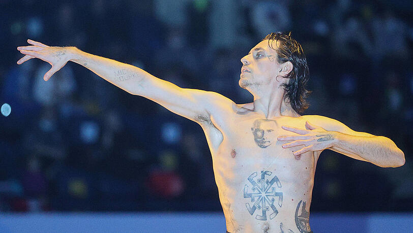 Sergei Polunin mit seinem Putin-Tattoo. Sergei Polunin mit seinem Putin-Tattoo.