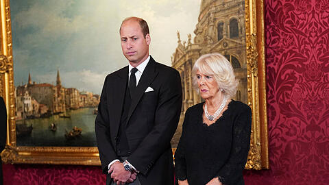 Prinz William und Camilla bei der Proklamation des neuen König Charles.