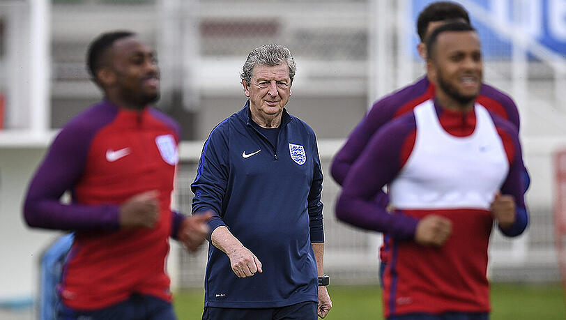 Roy Hodgson: "Mein Vertrag läuft nach der EM aus. Das weiß jeder seit langer Zeit. Nach dem Turnier muss der Verband entscheiden, wie es weitergeht." Roy Hodgson: "Mein Vertrag läuft nach der EM aus. Das weiß jeder seit langer Zeit. Nach dem Turnier muss der Verband entscheiden, wie es weitergeht."