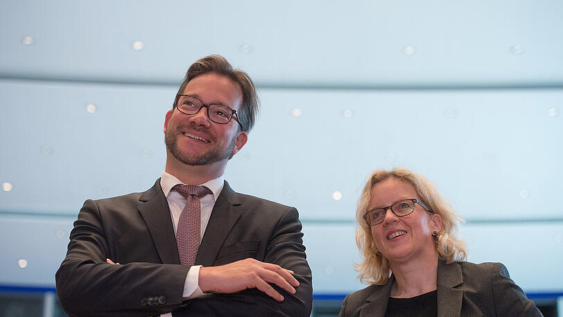 Florian Pronold (links) tritt ab, Natascha Kohnen übernimmt.