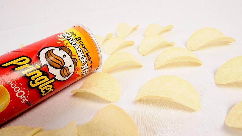 Auf dem Grund einer Chipsdose hatte ein Paar seine Drogen versteckt. (Symbolbild) Auf dem Grund einer Chipsdose hatte ein Paar seine Drogen versteckt. (Symbolbild)
