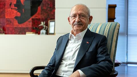 Kemal Kilicdaroglu, Vorsitzender der Cumhuriyet Halk Partisi (CHP, Republikanische Volkspartei), aufgenommen während eines Interviews mit der Deutschen Presse-Agentur.