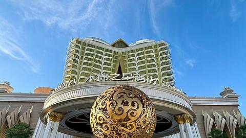 Chinesische Investoren haben 3.000 Hektar Land in Laos f&uuml;r 99 Jahre gepachtet &ndash; das Gebiet gilt als eine Art Niemandsland, in das sich Menschen aus dem Westen kaum verirren.