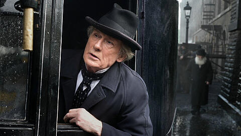 Bill Nighy als melancholischer Polizist.