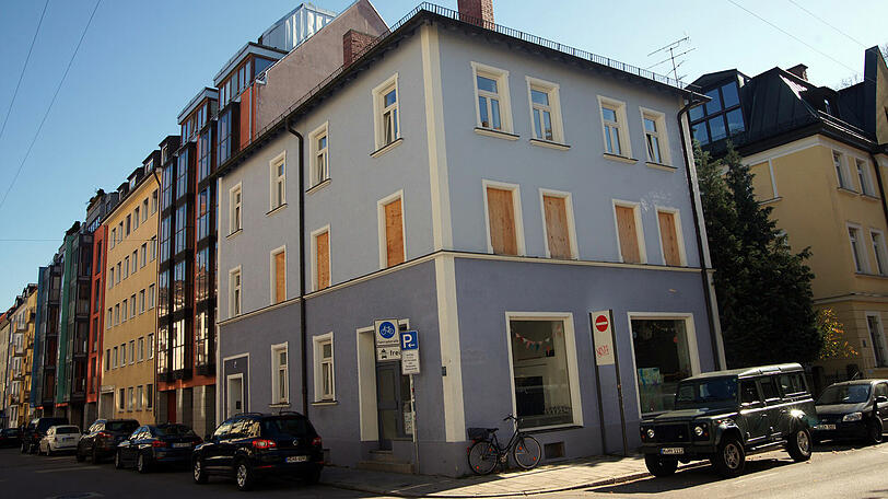 Das kleine Haus in der Clemensstraße 29 soll einem größeren Neubau Platz machen.