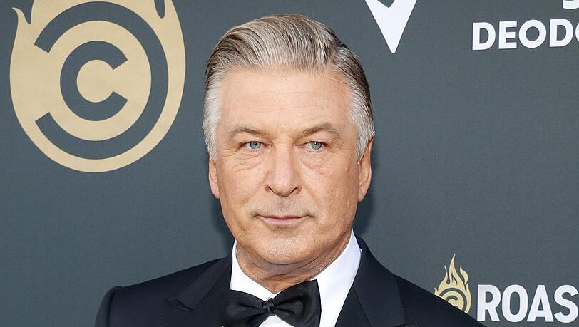 Alec Baldwin soll wegen fahrlässiger Tötung angeklagt werden.