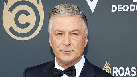 Alec Baldwin soll wegen fahrlässiger Tötung angeklagt werden.