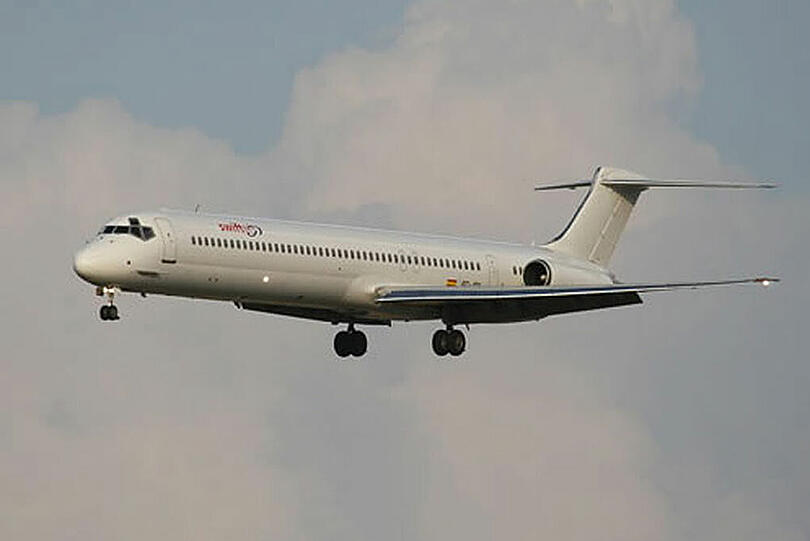Eine McDonnell Douglas der Gesellschaft Swiftair: Wie das spanische Unternehmen erklärte, handelt es sich um eine Maschine des Typs MD83, die für die algerische Airline im Einsatz ist.