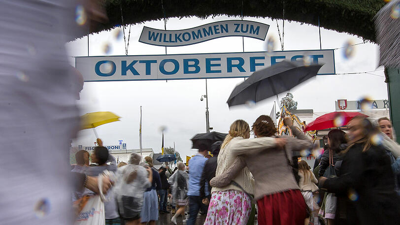 Die Bilder vom Wiesn-Start am Samstag.