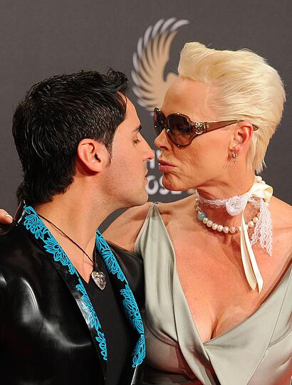 Öffentliche Schönheits OP?s, Entzugskuren und jetzt Dschungel-Camping: In Sachen Trash-TV macht der dänischen Schauspielerin Brigitte Nielsen so schnell keiner was vor. Haben da die anderen Dschungel-Bewohner überhaupt eine Chance? Die AZ zeigt das skandalträchtige und mehr oder weniger erfolgreiche Leben der Sexbombe aus den 80?ern - in Bildern!