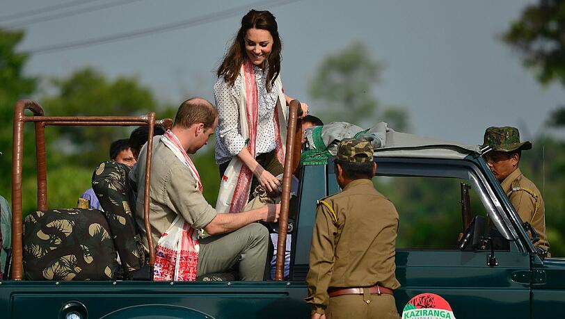 Kate und William bei ihrer Safari im Kaziranga-Nationalpark. Kate und William bei ihrer Safari im Kaziranga-Nationalpark.