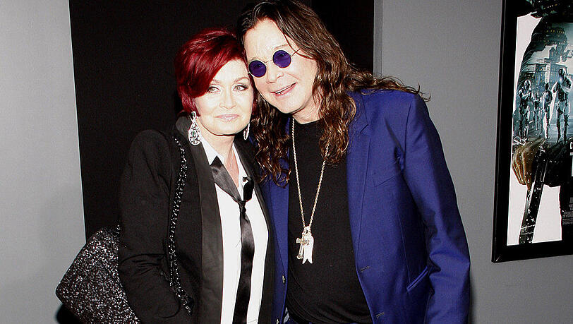 Sharon und Ozzy Osbourne halten in guten wie in schweren Tagen zusammen Sharon und Ozzy Osbourne halten in guten wie in schweren Tagen zusammen