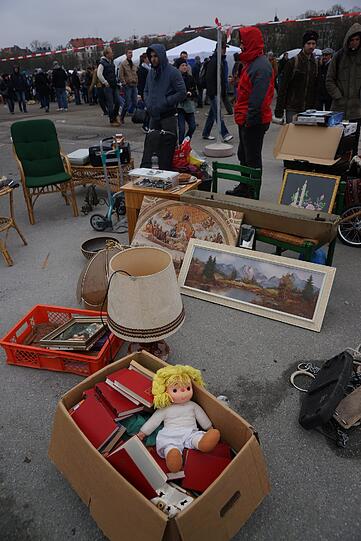 Die Bilder vom BRK Flohmarkt auf der Theresienwiese.