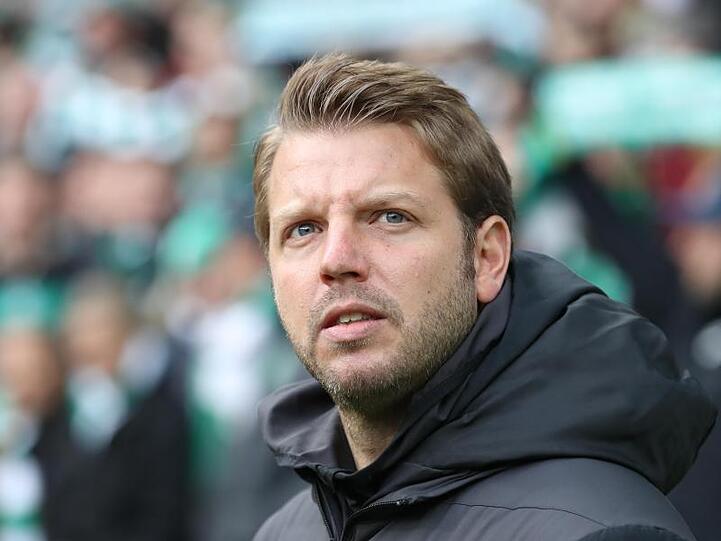 Trainer Florian Kohfeldt hat seinen Vertrag beim SV Werder Bremen bis 2023 verlängert.