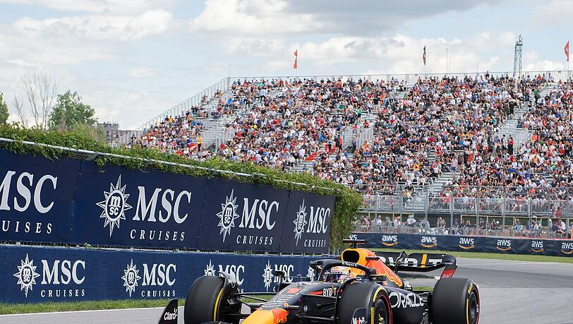 Der Niederländer Max Verstappen dreht beim 1. Freien Training in Montreal im Red-Bull-Boliden seine Runden.