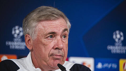 Den Frust des FC Bayern über die vermeintliche Fehlentscheidung konnte Carlo Ancelotti nicht nachvollziehen – und lederte stattdessen zurück.