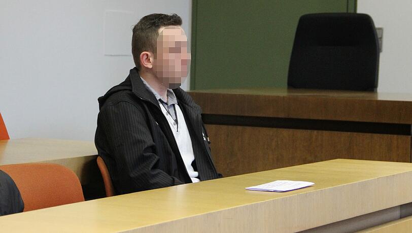 Tankstellenüberfall: Istvan R. wird schwer belastet.