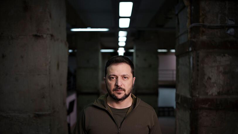 Der ukrainische Präsident Wolodymyr Selenskyj hebt die Rolle der deutschen Militärhilfe für die ukrainische Flugabwehr hervor.