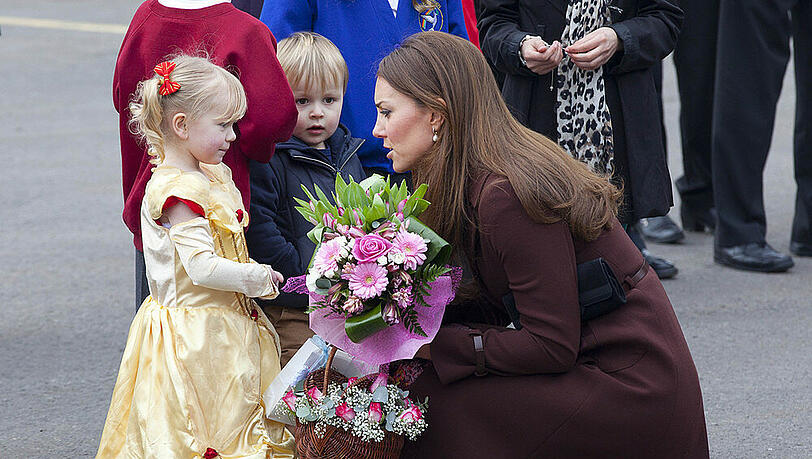 Kann von Kindern nie genug um sich herum haben: Prinzessin Kate Kann von Kindern nie genug um sich herum haben: Prinzessin Kate