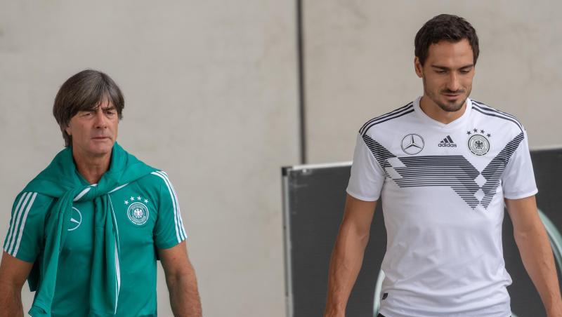 Die Rufe nach einer Rückker von Mats Hummels (r) in die Nationalmannschaft werden lauter. Die Rufe nach einer Rückker von Mats Hummels (r) in die Nationalmannschaft werden lauter.