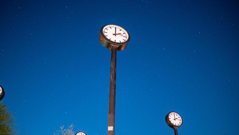 Die Sommerzeit kann beginnen: Die Uhren werden in der Nacht zu Sonntag um eine Stunde vorgstellt. Die Sommerzeit kann beginnen: Die Uhren werden in der Nacht zu Sonntag um eine Stunde vorgstellt.