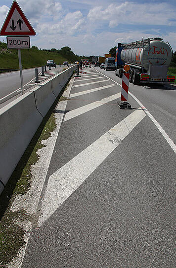 Bilder von der Unfallstelle am Autobahnende Heldenstein.