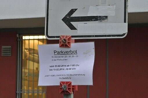 Vom 3. bis 19. Februar 24 Uhr sind einige die Parkbuchten in der St.-Wendel-Straße für eine Baufirma reserviert.