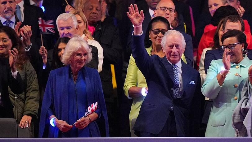 Queen Camilla und König Charles III. bei dem feierlichen Krönungskonzert. Queen Camilla und König Charles III. bei dem feierlichen Krönungskonzert.