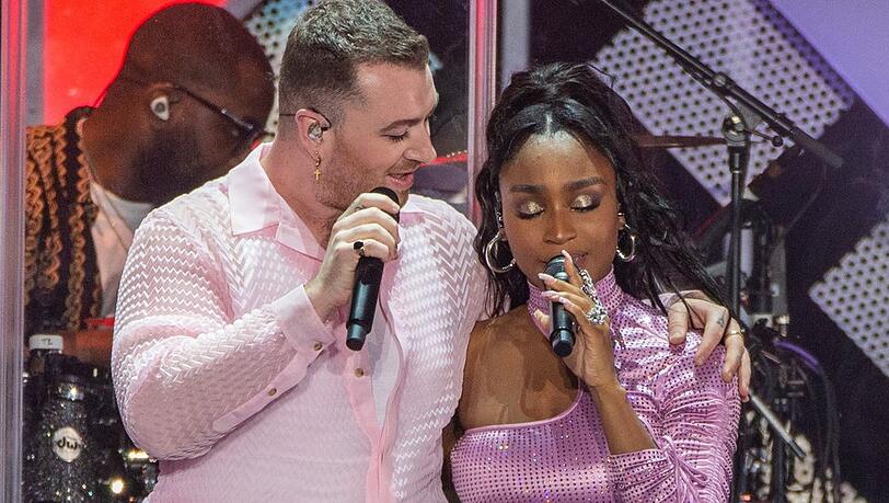 Sam Smith und Normani bei einem Auftritt im Jahr 2019.