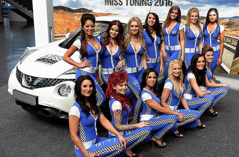 Die Finalistinnen der "Miss Tuning"-Wahl.
