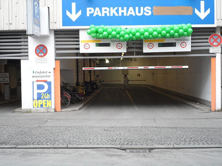 Grün steht für freie Fahrt: Jetzt kann hier geparkt werden.