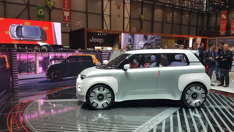 Fiat präsentiert zum 120. Geburtstag die elektrische Kleinwagen-Studie Centoventi (120).