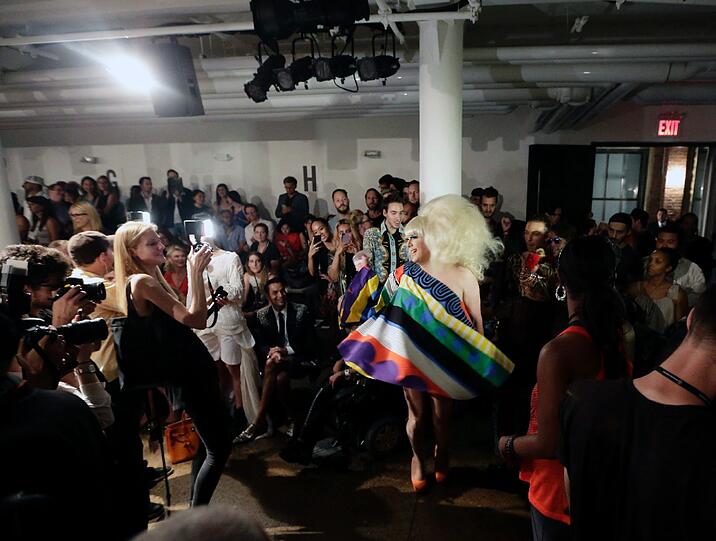 Oder auch Drag Queen Lady Bunny.