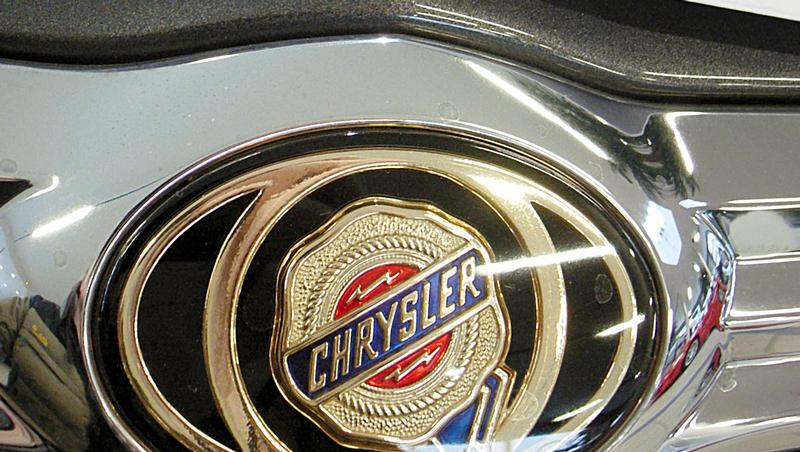 Daimler trennt sich vom schwer angeschlagenen US-Branchenkollegen Chrysler. Daimler trennt sich vom schwer angeschlagenen US-Branchenkollegen Chrysler.