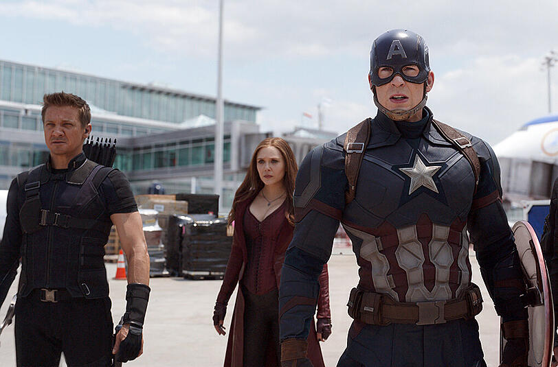 "The First Avenger: Civil War" - Das Comic-Duell der Superlative ist ab jetzt im Kino. Erste Impressionen aus dem Blockbuster sehen Sie hier.