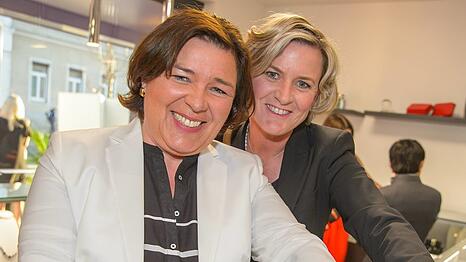 Die Moderatorinnen Vera Int-Veen (l.) und Andrea Plewig sind seit vielen Jahren befreundet.