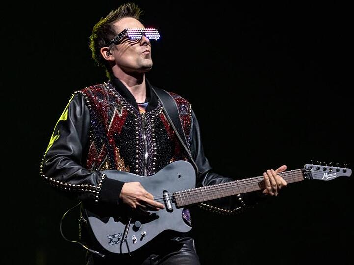 Matt Bellamy von Muse bei einem Konzert in Chicago.
