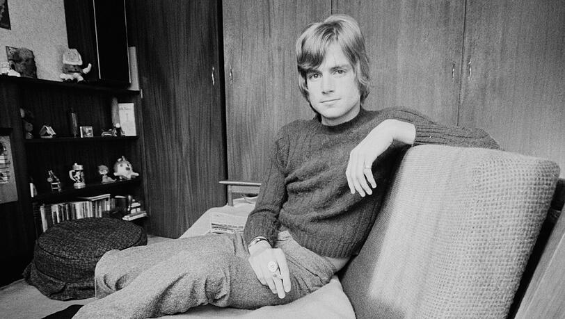 Mit "Nights In White Satin", "Question" und "The Story In Your Eyes" schrieb Justin Hayward - hier zu sehen im Jahr 1968 - einige der gr&ouml;&szlig;ten Hits von The Moody Blues.