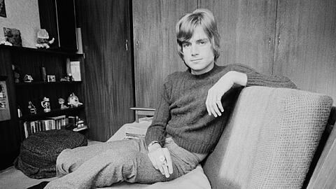 Mit "Nights In White Satin", "Question" und "The Story In Your Eyes" schrieb Justin Hayward - hier zu sehen im Jahr 1968 - einige der gr&ouml;&szlig;ten Hits von The Moody Blues.