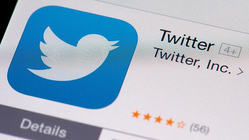 Sogenannte Social Bots setzen immer wieder auf Twitter oder Facebook Falschmeldungen ab. Drei Bundesländer wollen jetzt verstärkt dagegen vorgehen. (Symbolbild)