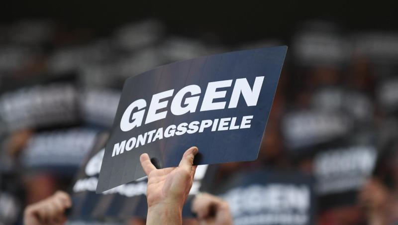 Auch bei Fans der 2. Liga nicht gern gesehen: Das Montagsspiel. Auch bei Fans der 2. Liga nicht gern gesehen: Das Montagsspiel.