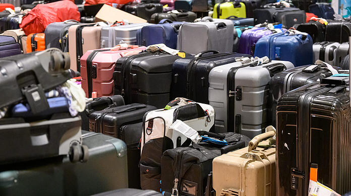 Fast 13.000 Gepäckstücke sind aufgrund des Wintereinbruchs am Münchner Flughafen liegengeblieben. (Symbolbild)