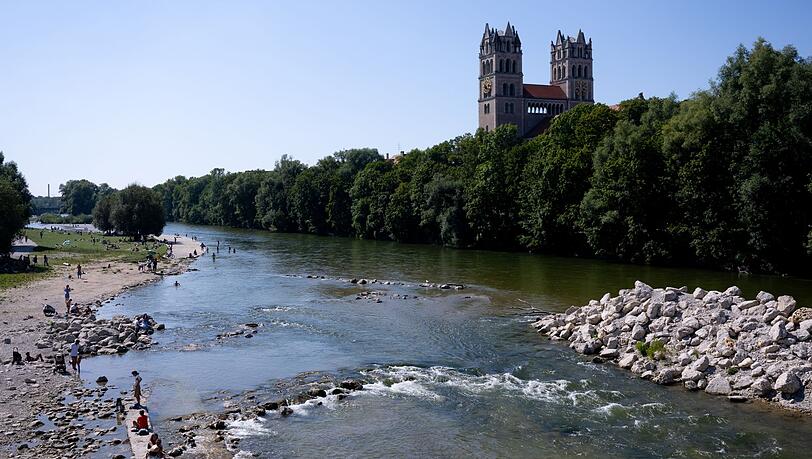 Abkühlung an heißen Tagen versprechen zum Beispiel Kirchen. (Archivbild)
