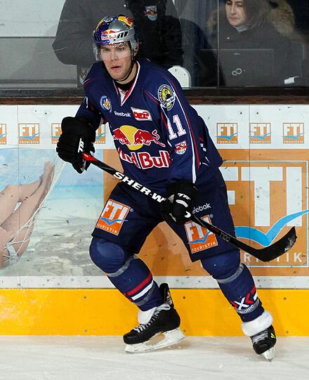 Paul Stastny ist derzeit Eishockey-Profi beim EHC Red Bull München. Von 2006 bis 2012 war er in der NHL bei den Colorado Avalanche aktiv. Er ist der Sohn von ...